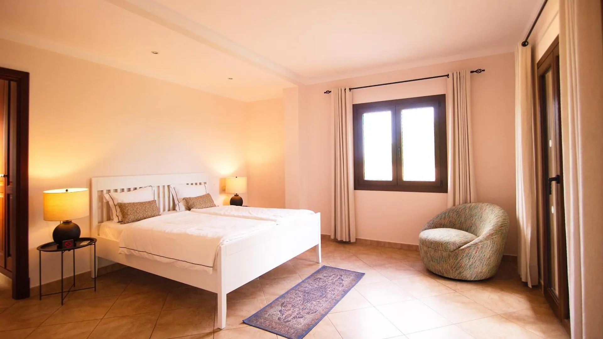 New, Premium Finca Mit Starlight-Pool! South-East Coast, Cala D Or S'Horta Spanien